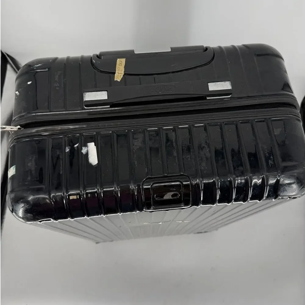 Rimowa Essential Check In Suitcase Salsa Polycarbonate Black Gloss As Is